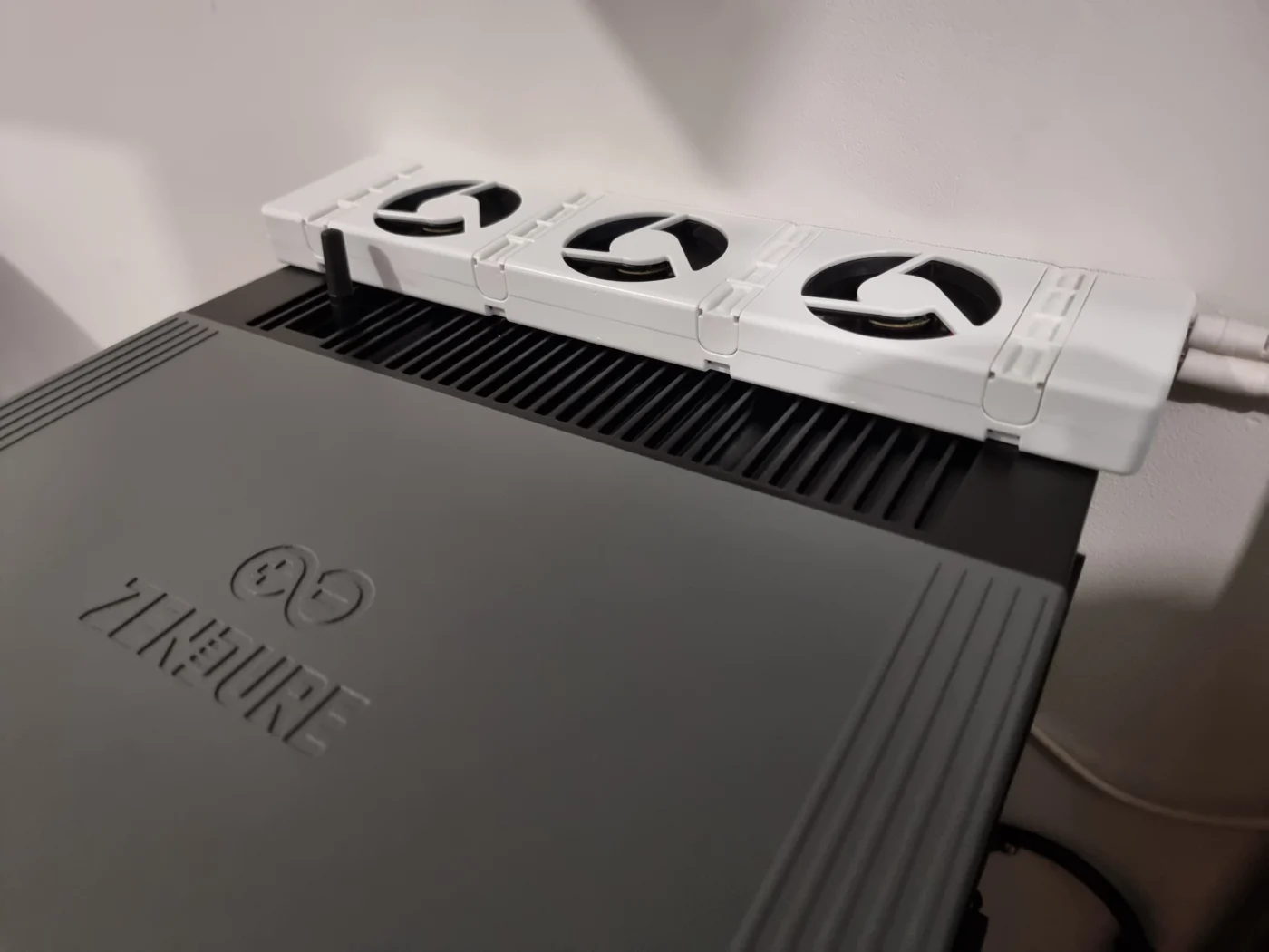 Warmte Zendure SolarFlow 2400AC+ en Speedcomfort ventilator